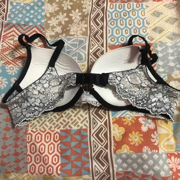 Victoria’s Secret Vintage Floral Embroidery Rhinestones Push Up Bra - Picture 9 of 16